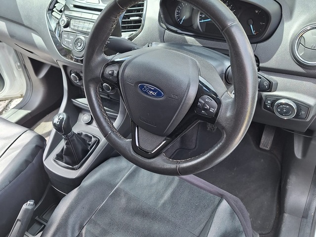 2017 Ford Ka+ ZETEC 1.2 85PS 5SPEED 4DR KA €11,000