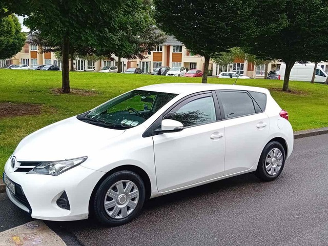 2014 Toyota Auris 1.4 D-4D TERRA VAN 4DR €3,500