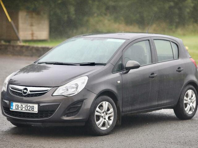 2013 Opel Corsa S 1.0I ECOFLEX 4DR €4,000