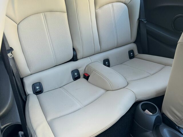 2018 Mini Hatch D ZY32 3DR COOPER €16,000