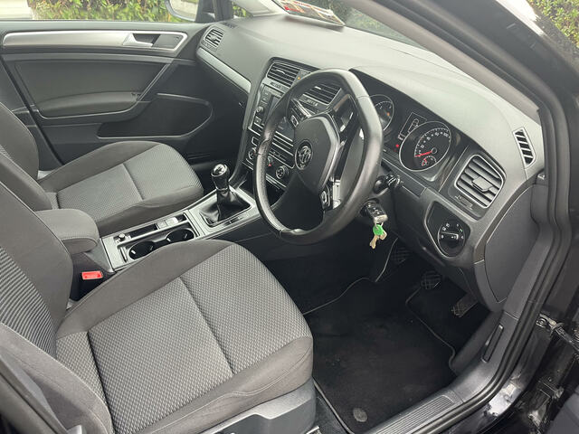 2017 Volkswagen Golf TRENDLINE 1.6 TDI MANUAL 5SPEED 115HP 5DR €15,000