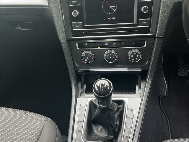 2017 Volkswagen Golf TRENDLINE 1.6 TDI MANUAL 5SPEED 115HP 5DR €15,000