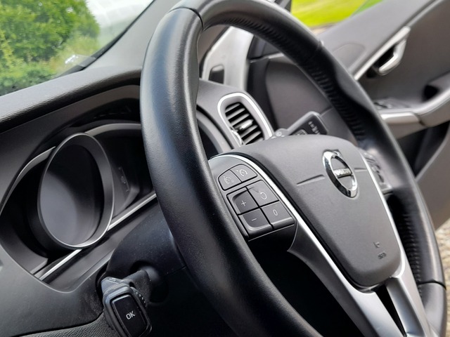 2017 Nissan March Momentum - Cross Country €12,500