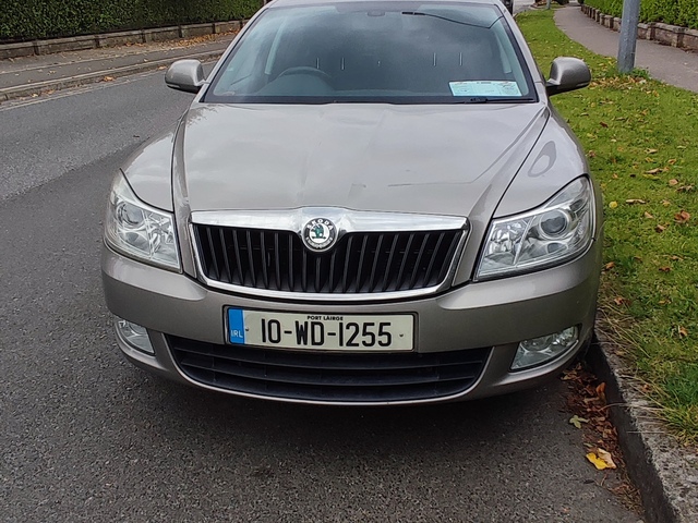 2010 Skoda Octavia ELEGANCE 1.6 CR 105HP 5DR €3,200