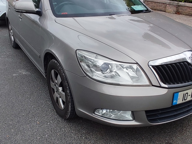 2010 Skoda Octavia ELEGANCE 1.6 CR 105HP 5DR €3,200