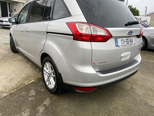 2017 Ford C-max C MAX 1.5 TDCI 95PS 7 SEAT M6 €11,000