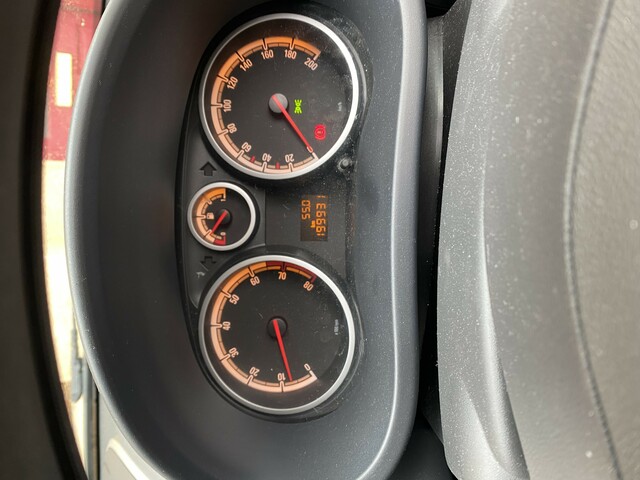 2008 Opel Corsa CLUB 1.2I 16V 5DR €2,600